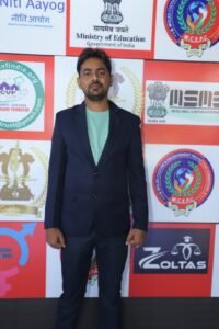 डॉ. दिनेश राजपूत – भारत के नंबर 1 माइंड ट्रेनर, सेल्स ट्रेनर और होलिस्टिक ट्रांसफॉर्मेशन कोच