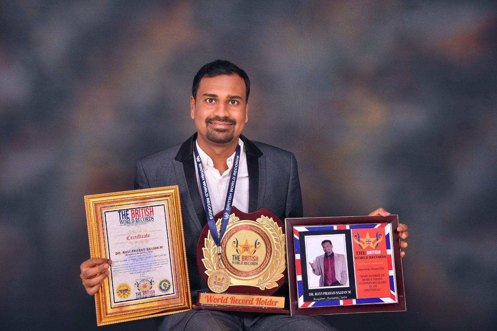 डॉ. रविप्रसाद सज्जन : 1,000 मोबाइल नंबर याद रखने और दोहराने वाले वर्ल्ड रिकॉर्ड होल्डर